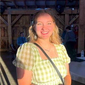 Meet your Posher, Sarah